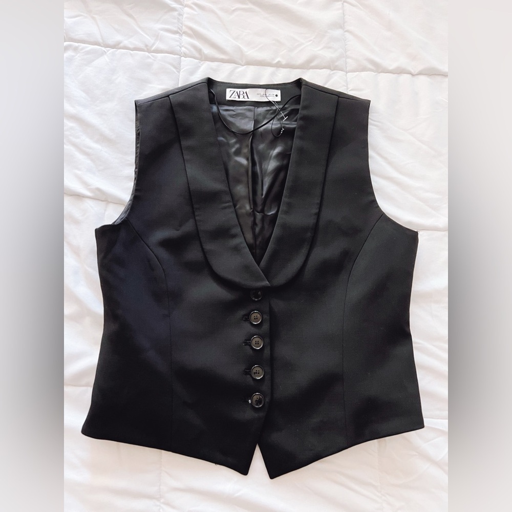 Zara Black Sleeveless Vest Top